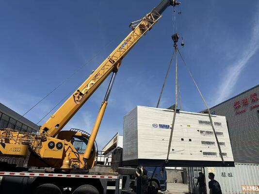 Συσκευασμένη σιωπηλή γεννήτρια ντίζελ 1250kVA με αξιόπιστη ισχύ και αναμονή