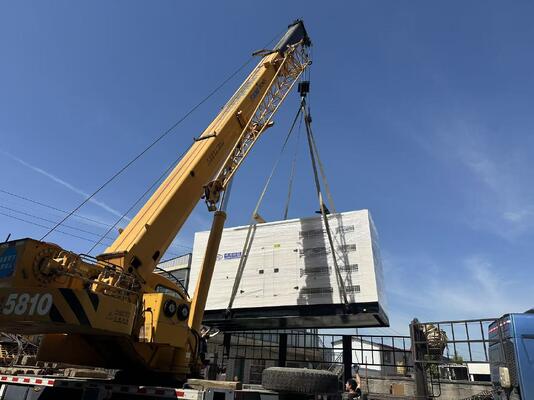 Καλή τιμή. Βιομηχανικό 1000kW σιωπηλό γεννήτη με κινητήρα Yuchai για αξιόπιστη υποστήριξη ισχύος σε απευθείας σύνδεση